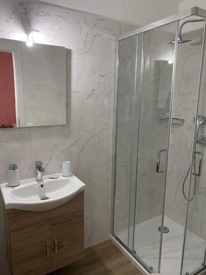 Ristorante Del Ponte Bed & Breakfast Cugnasco Dış mekan fotoğraf